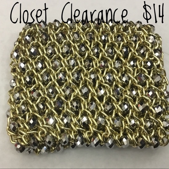 Jewelry - Goldtone Bracelet with Silvertone Faceted Beads Jewelry - Goldtone Bracelet with Silvertone Faceted Beads
